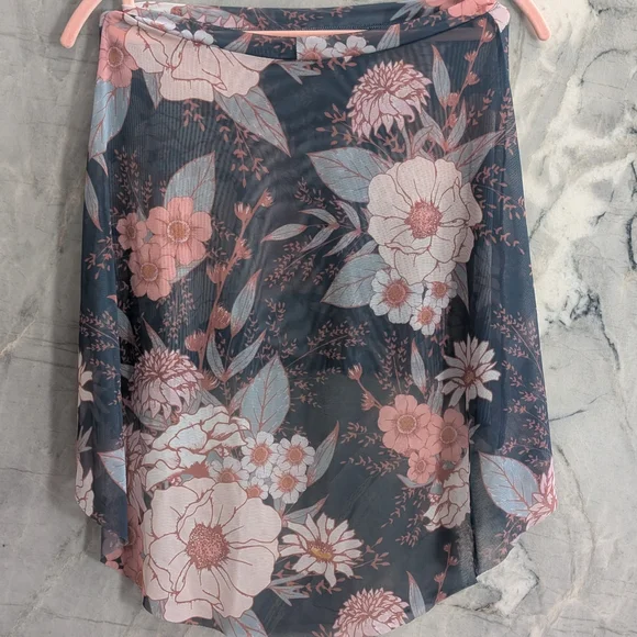 Eleve Symphony Mesh High Low Skirt, L - Picture 6 of 6